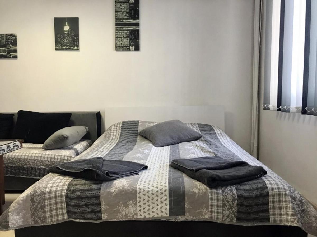 Apartamento Day And Night Veliko Tárnovo Exterior foto